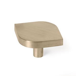 Pomo Forma Hoja 45x35 NES865